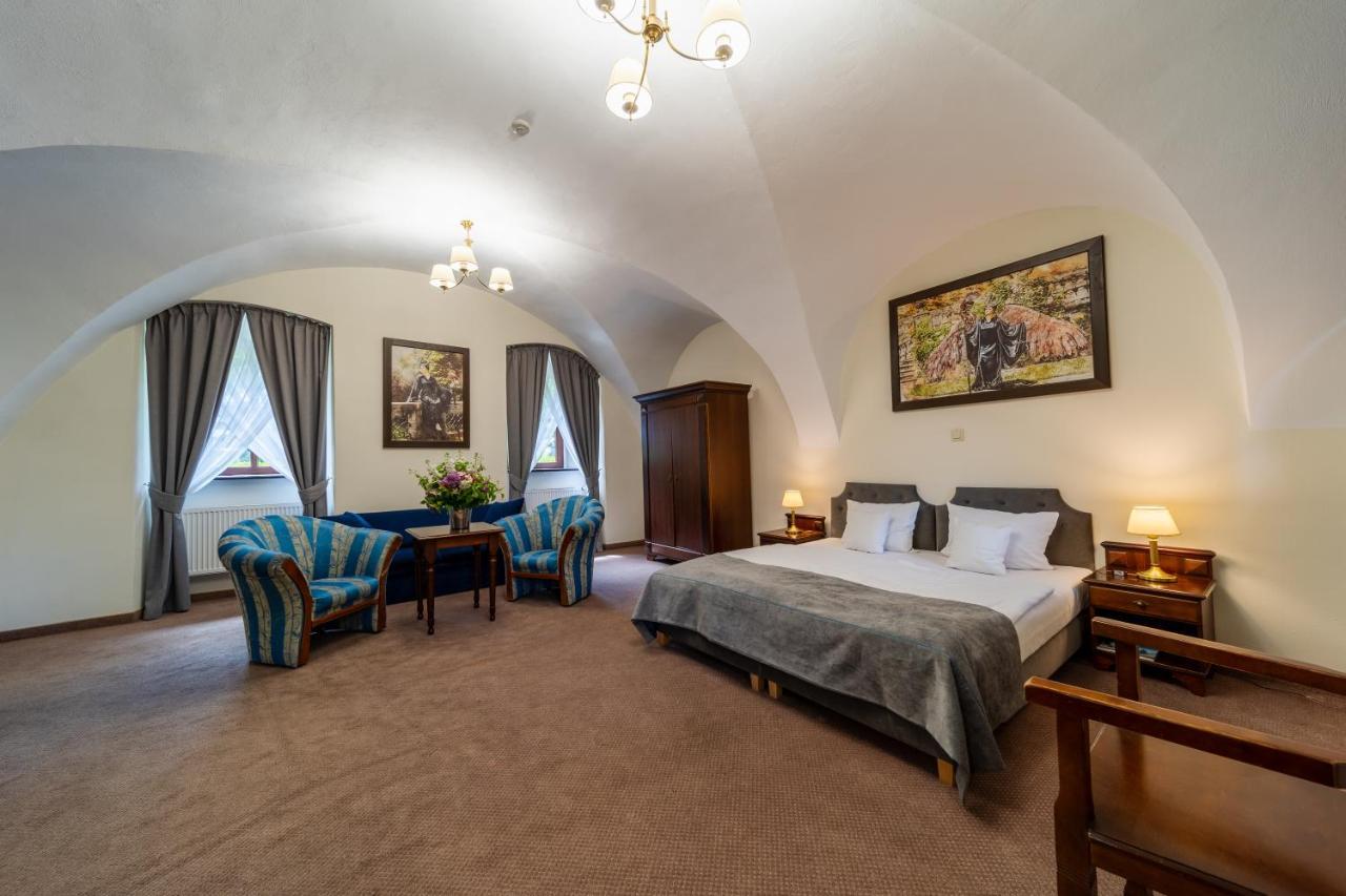 Zamek Holiday park Kliczkow