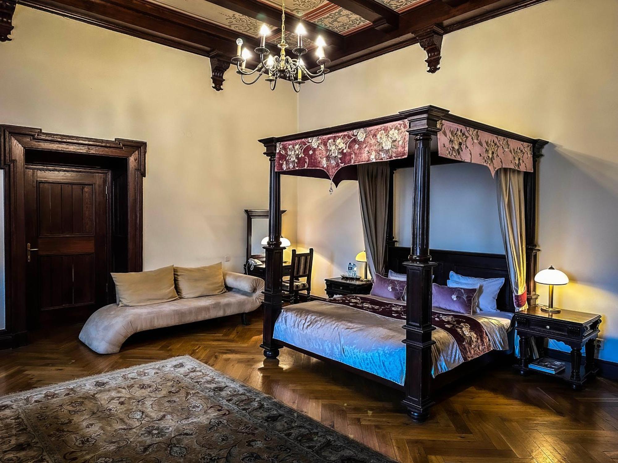 Zamek Holiday park 4*